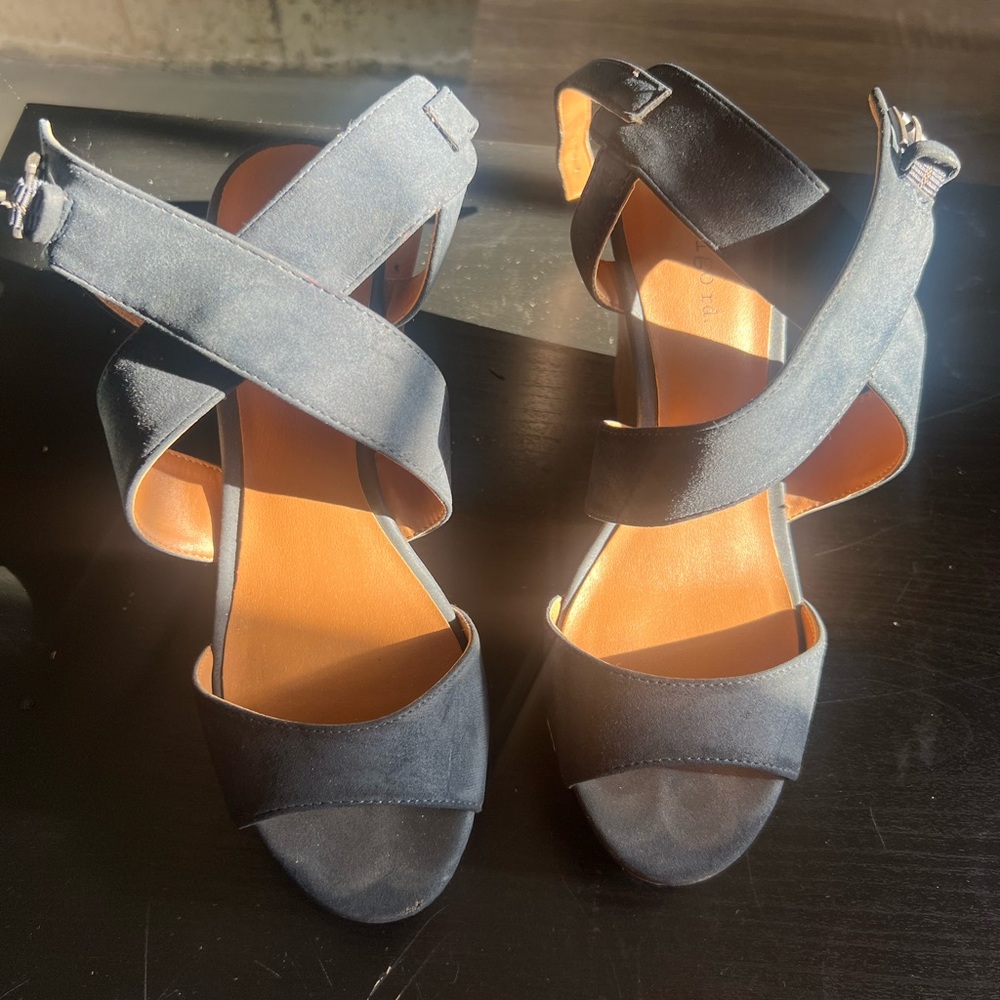 Stylish Navy Strappy Wedges